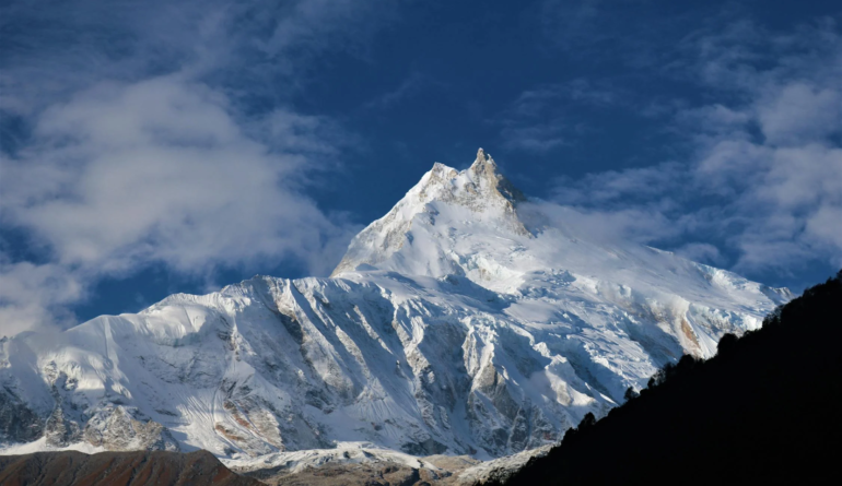 manaslu-peak